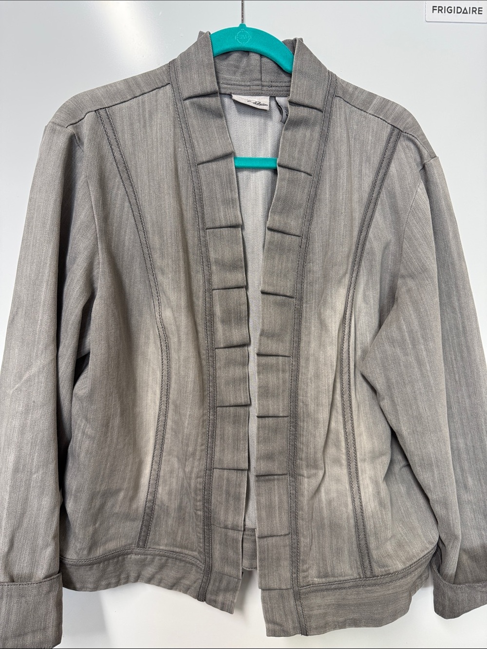 Chico’s Platinum Women's Gray Open-Front Jacket - Lightweight Layering NWOT